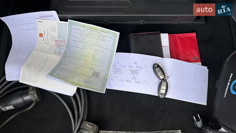 Хэтчбек Nissan Leaf 2019 в Луцке документ