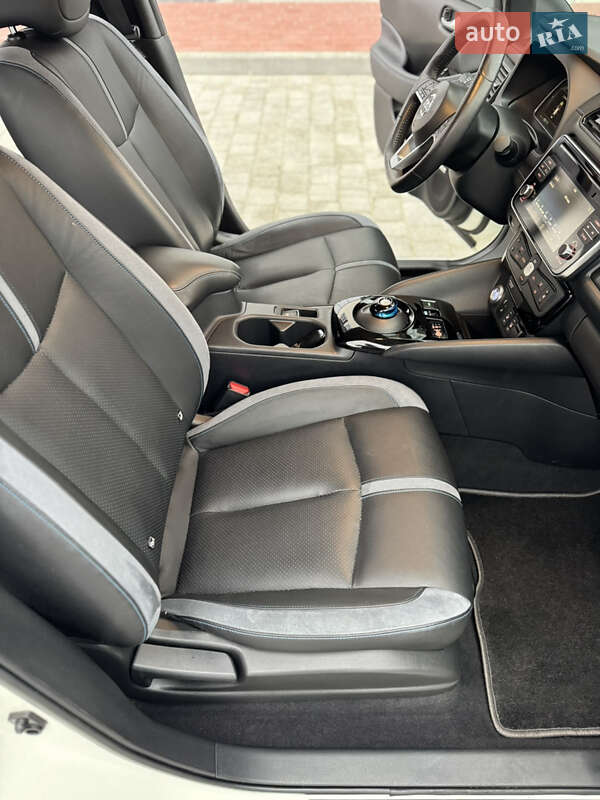 Хетчбек Nissan Leaf 2019 в Івано-Франківську