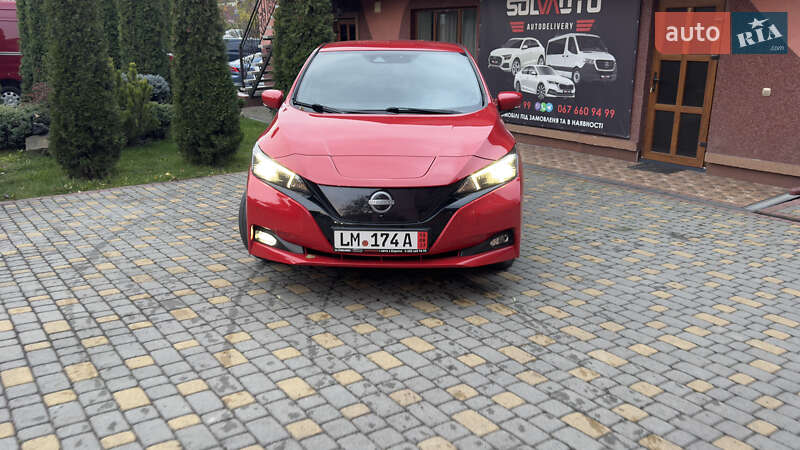 Хэтчбек Nissan Leaf 2023 в Сваляве