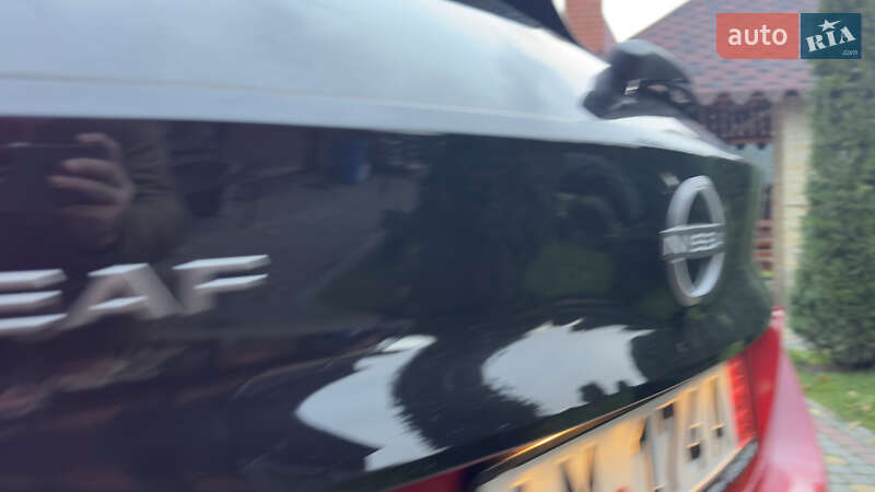 Хэтчбек Nissan Leaf 2023 в Сваляве