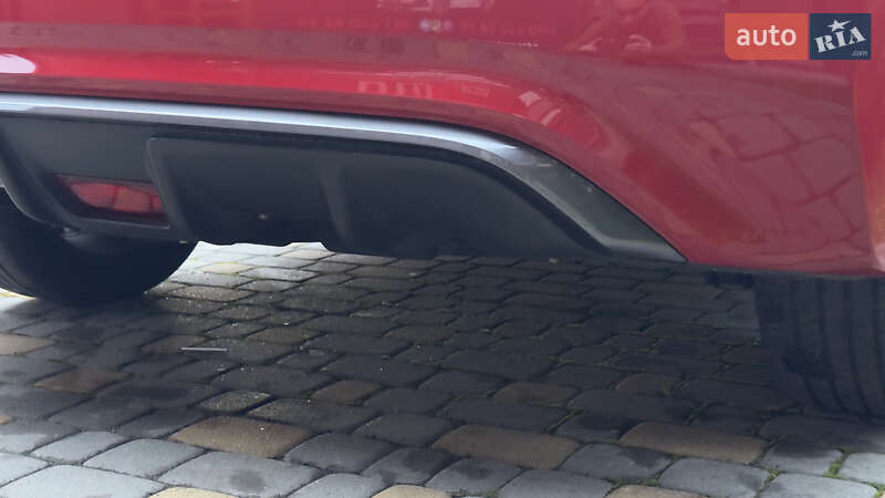 Хэтчбек Nissan Leaf 2023 в Сваляве