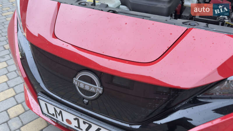 Хэтчбек Nissan Leaf 2023 в Сваляве