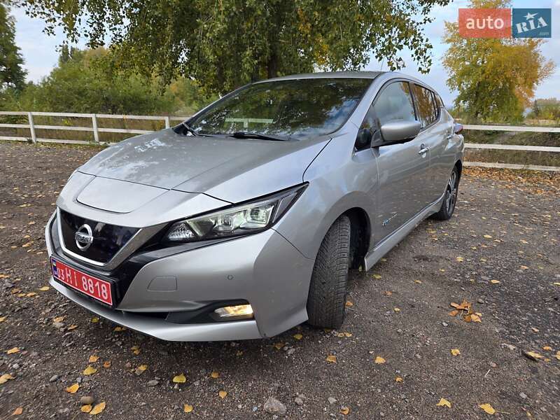 Хэтчбек Nissan Leaf 2019 в Черкассах фото 4 Хэтчбек Nissan Leaf 2019 в Черкассах