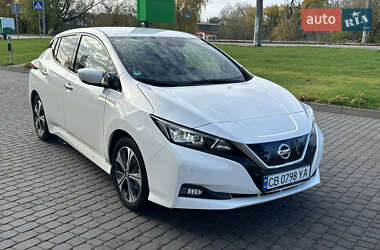 Хетчбек Nissan Leaf 2020 в Чернігові