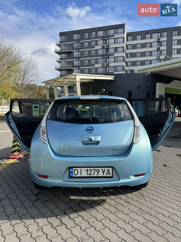 Хэтчбек Nissan Leaf 2015 в Львове фото 5 Хэтчбек Nissan Leaf 2015 в Львове