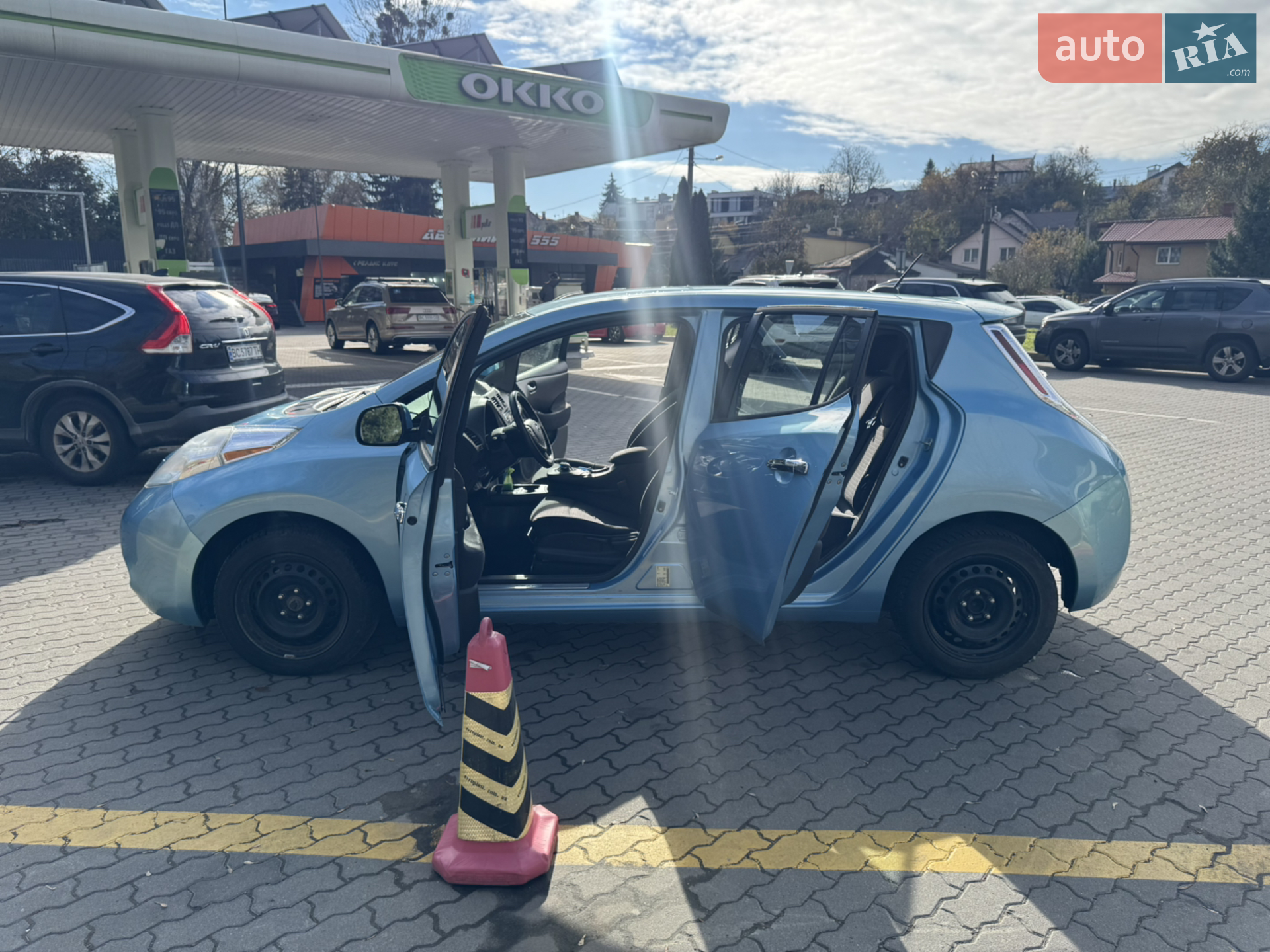 2015 Nissan Leaf - мініатюра 10