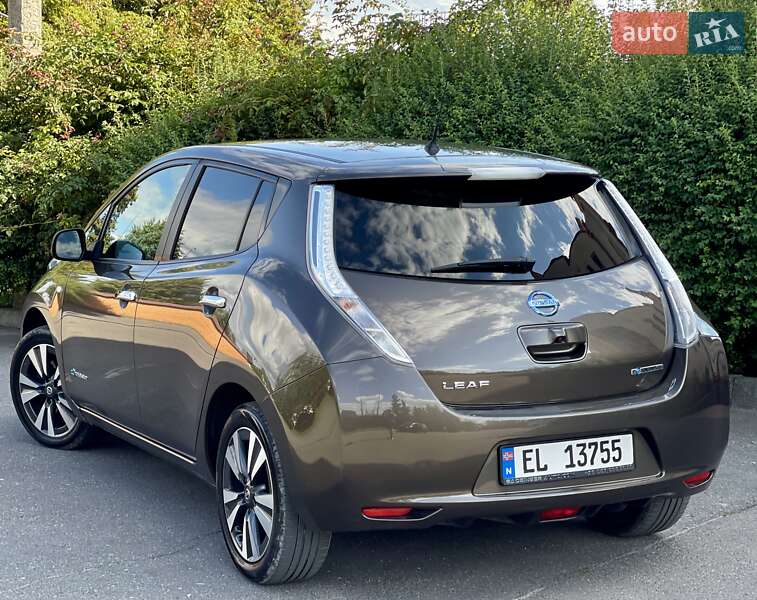 Хэтчбек Nissan Leaf 2016 в Тернополе