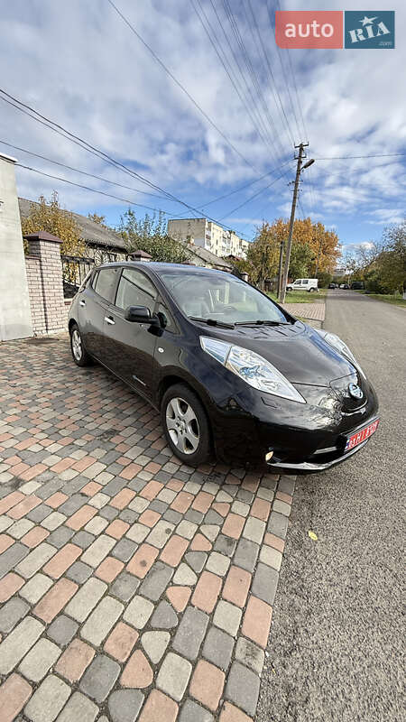Хэтчбек Nissan Leaf 2014 в Луцке