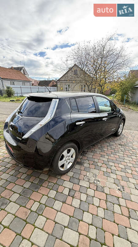 Хэтчбек Nissan Leaf 2014 в Луцке