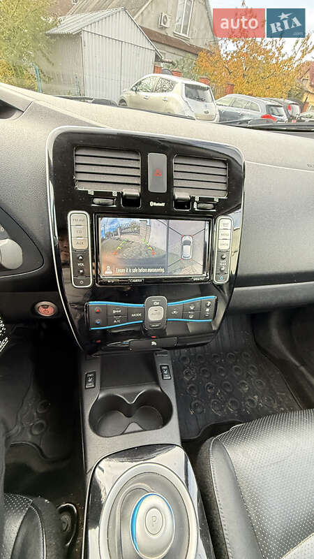 Хэтчбек Nissan Leaf 2014 в Луцке