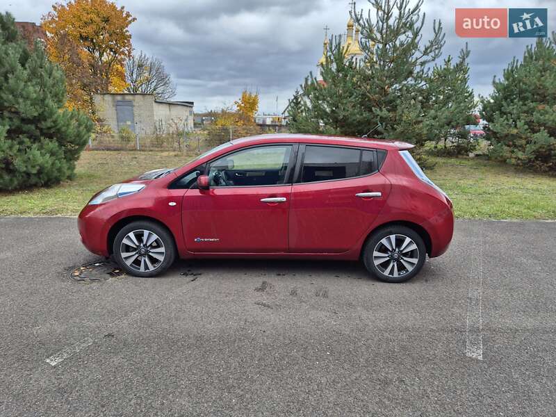 Хэтчбек Nissan Leaf 2014 в Ковеле
