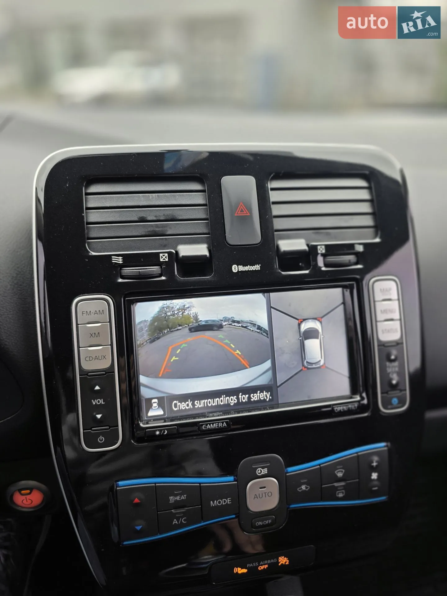 2015 Nissan Leaf - мініатюра 4