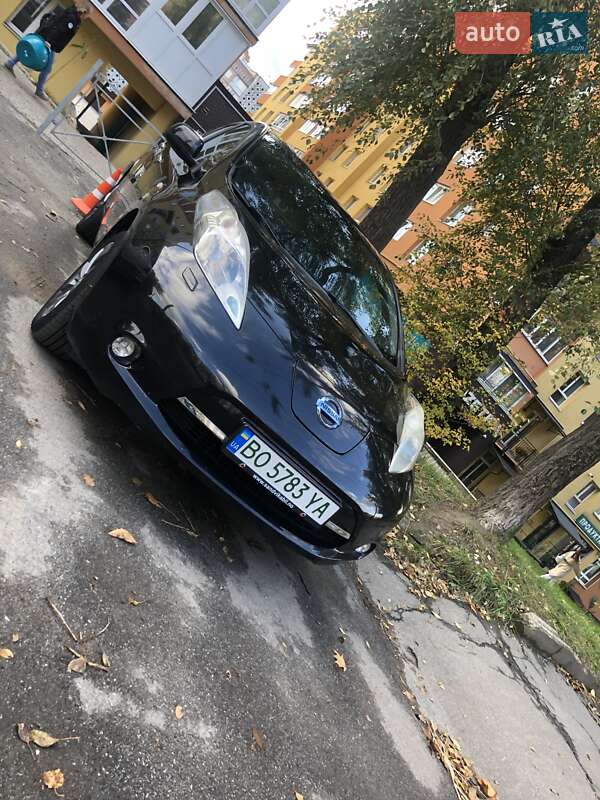 Хетчбек Nissan Leaf 2014 в Тернополі