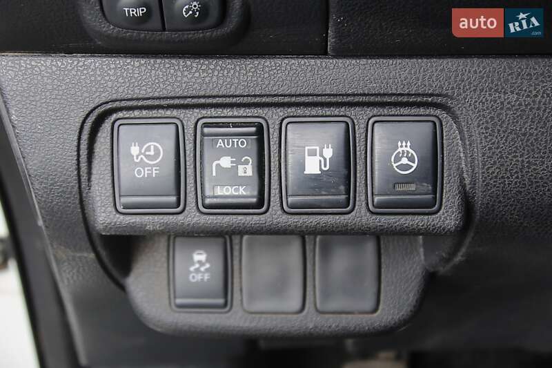 Хэтчбек Nissan Leaf 2013 в Харькове