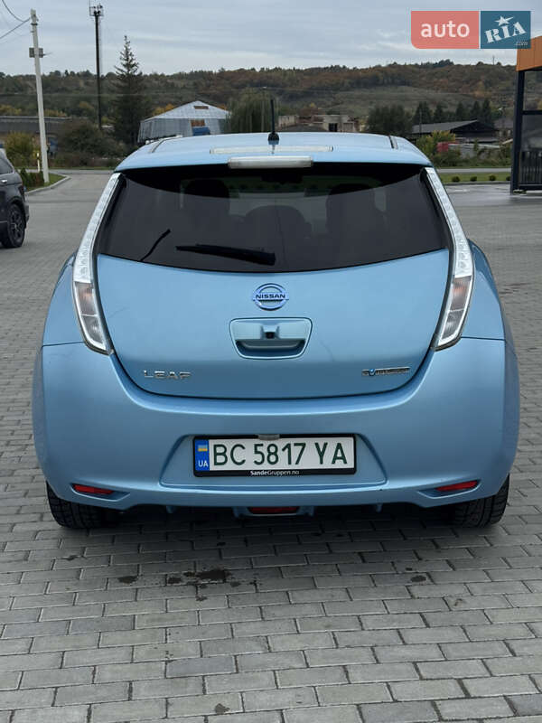 Хэтчбек Nissan Leaf 2015 в Золочеве