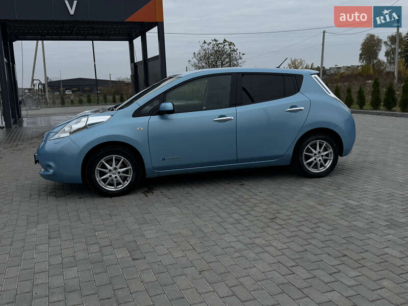 Хэтчбек Nissan Leaf 2015 в Золочеве
