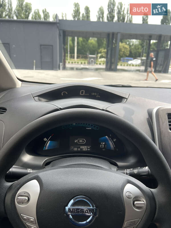Хэтчбек Nissan Leaf 2017 в Виннице фото 10 Хэтчбек Nissan Leaf 2017 в Виннице