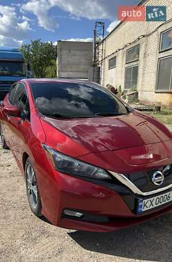 Хэтчбек Nissan Leaf 2018 в Харькове Хэтчбек Nissan Leaf 2018 в Харькове