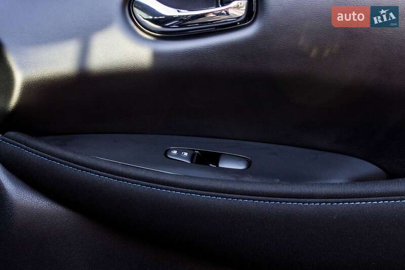 Хетчбек Nissan Leaf 2023 в Львові фото 32 Хетчбек Nissan Leaf 2023 в Львові