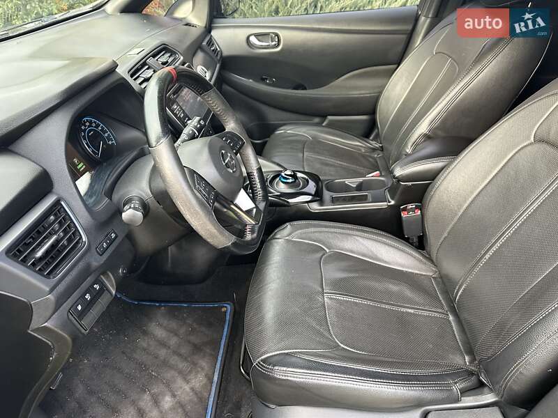 Хэтчбек Nissan Leaf 2018 в Любомле