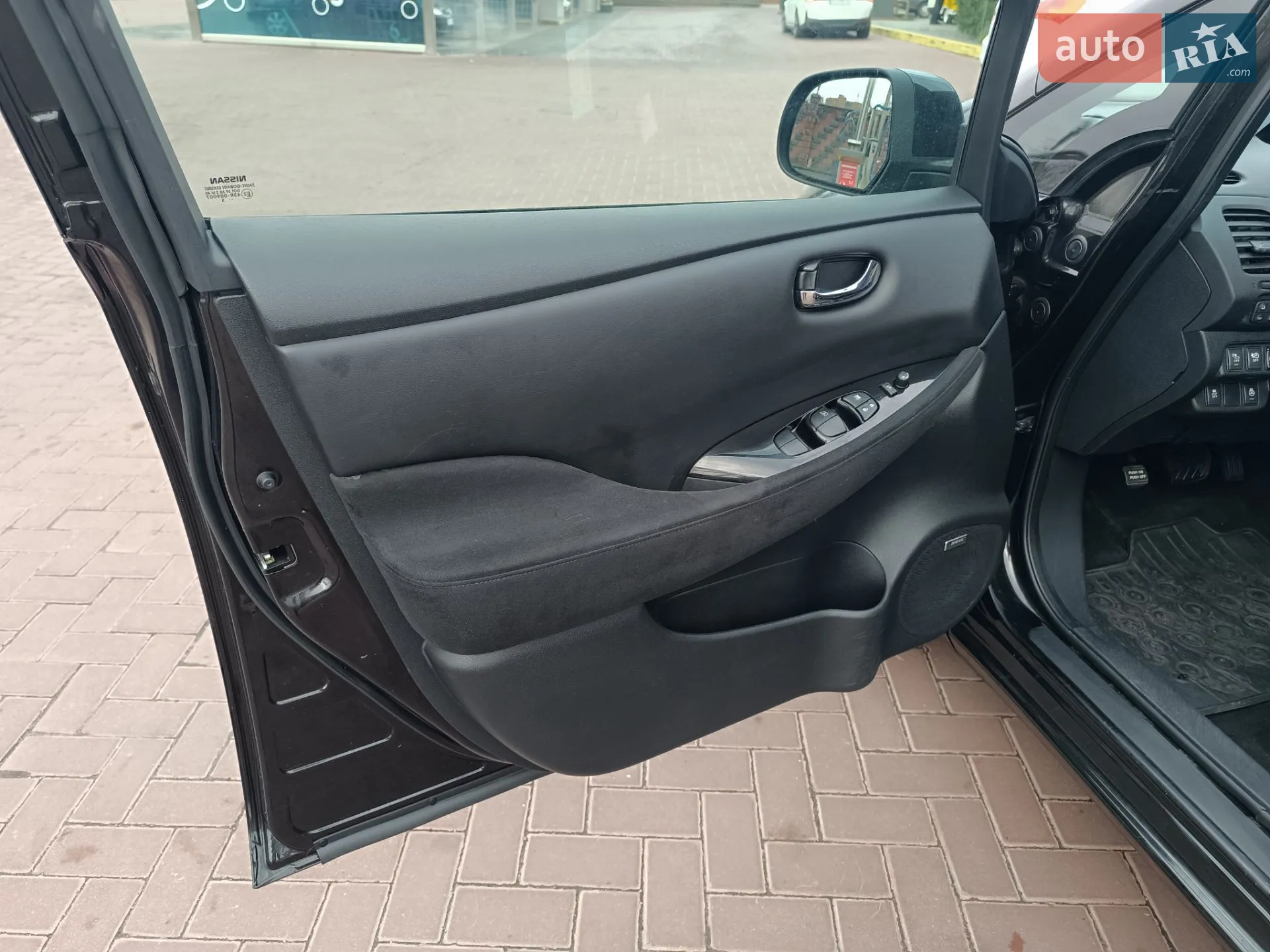 2015 Nissan Leaf - мініатюра 47
