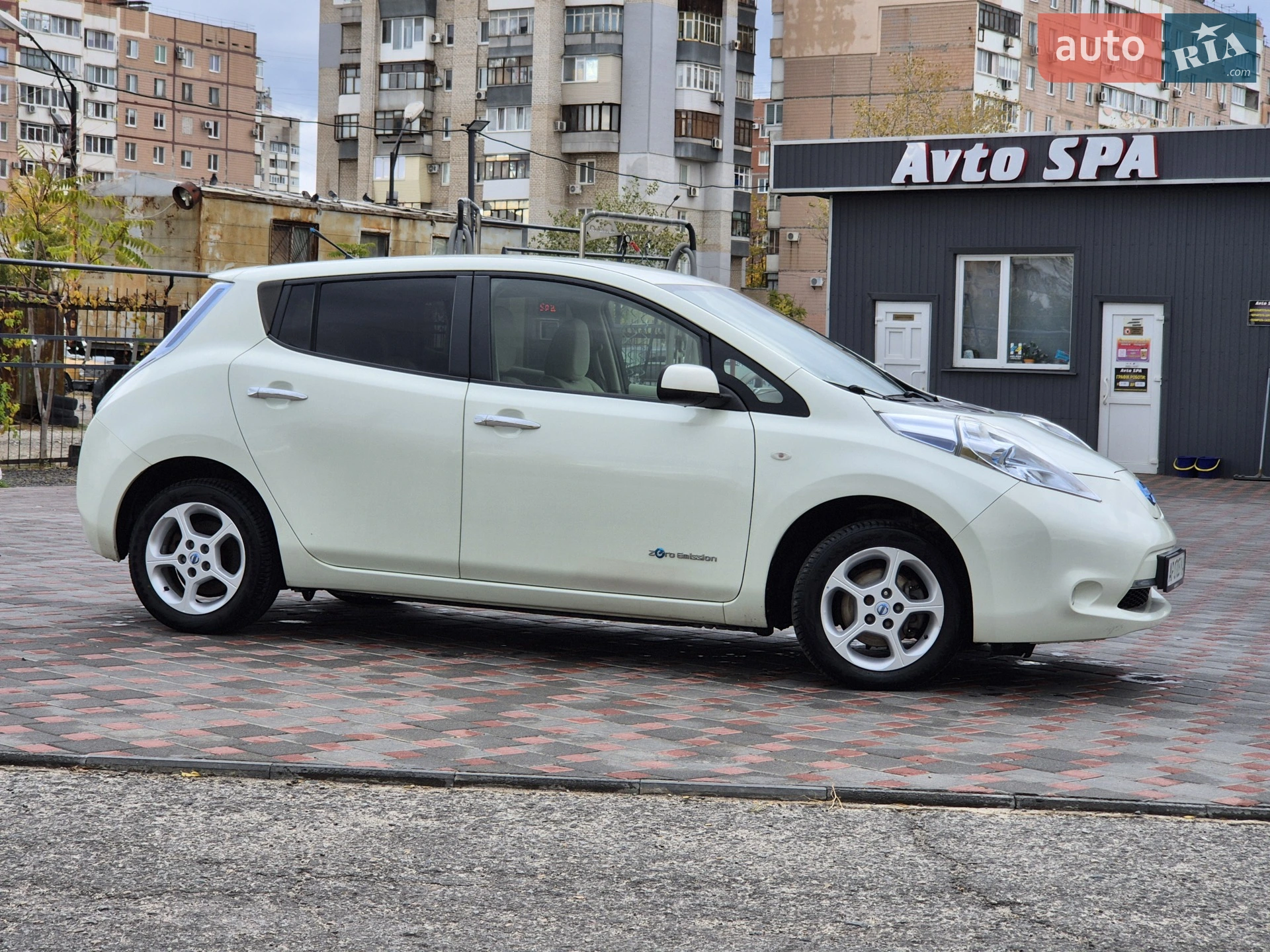 2012 Nissan Leaf - мініатюра 6