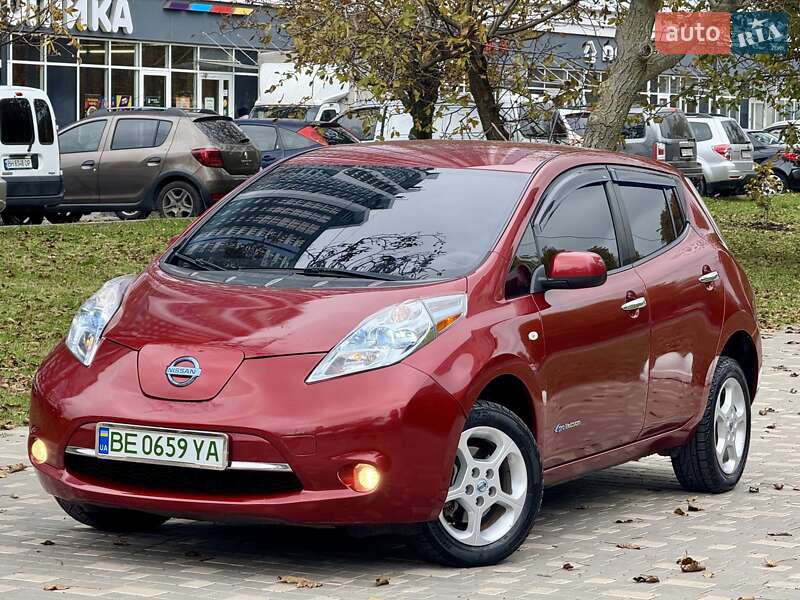 Хэтчбек Nissan Leaf 2012 в Одессе фото 15 Хэтчбек Nissan Leaf 2012 в Одессе