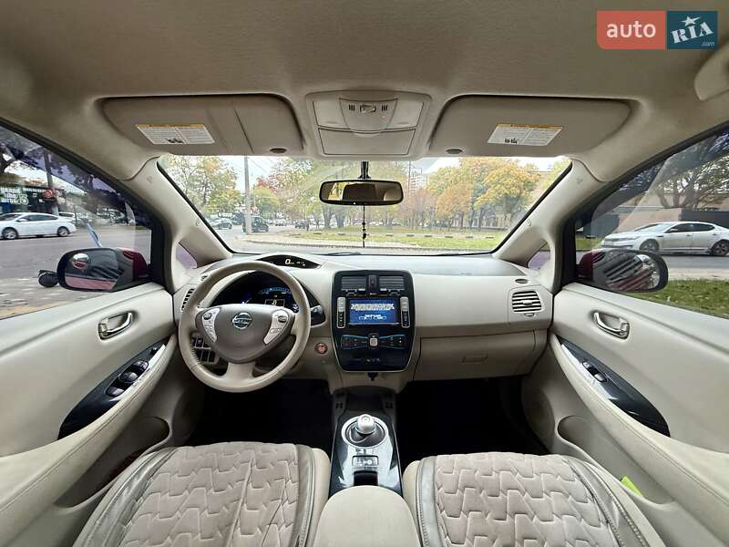 Хэтчбек Nissan Leaf 2012 в Одессе фото 67 Хэтчбек Nissan Leaf 2012 в Одессе