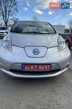Хэтчбек Nissan Leaf 2012 в Житомире Хэтчбек Nissan Leaf 2012 в Житомире