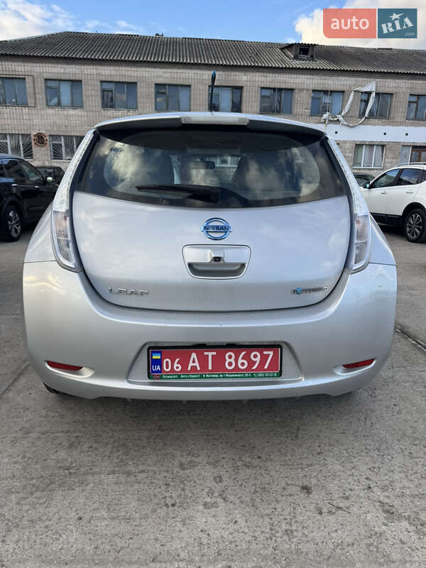 Хэтчбек Nissan Leaf 2012 в Житомире фото 4 Хэтчбек Nissan Leaf 2012 в Житомире