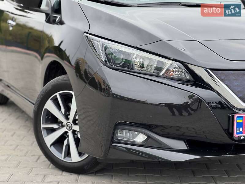 Хэтчбек Nissan Leaf 2022 в Виннице