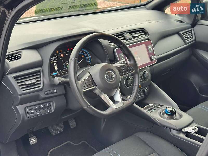 Хэтчбек Nissan Leaf 2022 в Виннице