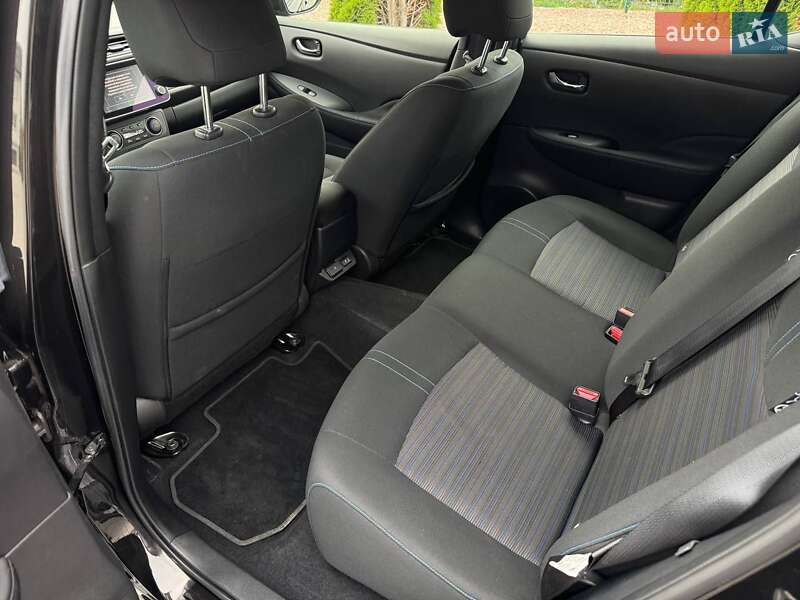 Хэтчбек Nissan Leaf 2022 в Виннице