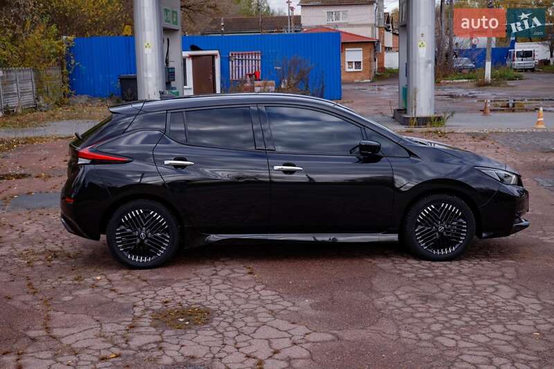 Хетчбек Nissan Leaf 2023 в Бердичеві