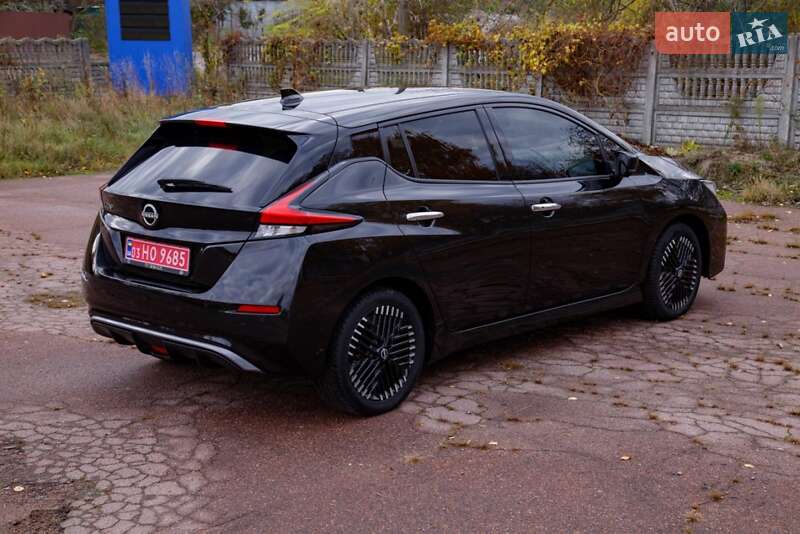 Хетчбек Nissan Leaf 2023 в Бердичеві
