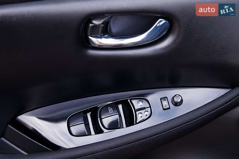 Хетчбек Nissan Leaf 2023 в Бердичеві