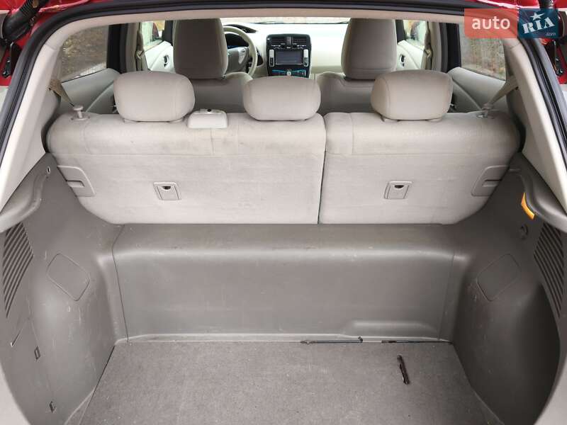 Хэтчбек Nissan Leaf 2011 в Прилуках фото 4 Хэтчбек Nissan Leaf 2011 в Прилуках