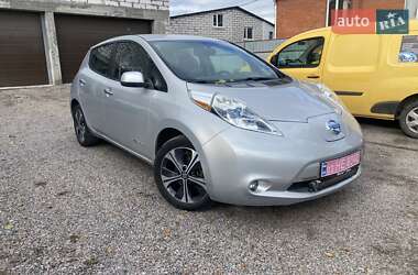 Хэтчбек Nissan Leaf 2014 в Белой Церкви Хэтчбек Nissan Leaf 2014 в Белой Церкви
