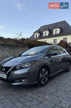 Хэтчбек Nissan Leaf 2020 в Каменец-Подольском Хэтчбек Nissan Leaf 2020 в Каменец-Подольском