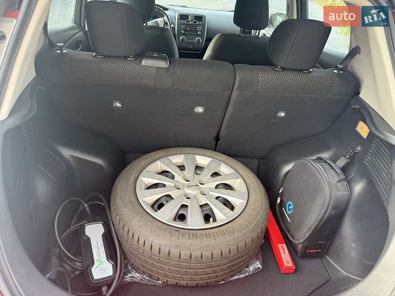 Хэтчбек Nissan Leaf 2014 в Тернополе фото 29 Хэтчбек Nissan Leaf 2014 в Тернополе