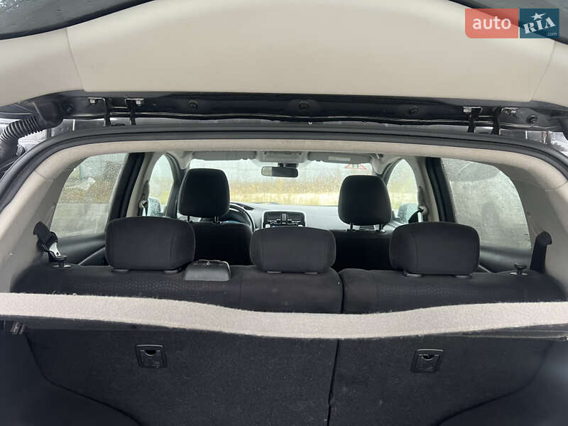 Хэтчбек Nissan Leaf 2014 в Харькове