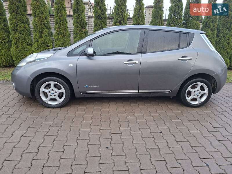 Хэтчбек Nissan Leaf 2013 в Луцке фото 3 Хэтчбек Nissan Leaf 2013 в Луцке