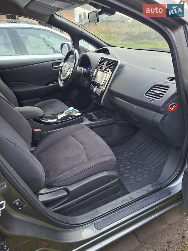 Хэтчбек Nissan Leaf 2013 в Луцке фото 10 Хэтчбек Nissan Leaf 2013 в Луцке