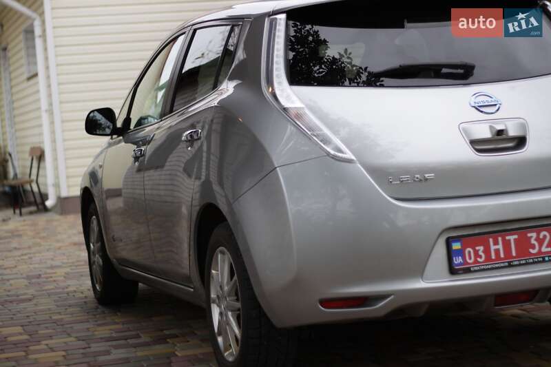 Хэтчбек Nissan Leaf 2016 в Днепре фото 2 Хэтчбек Nissan Leaf 2016 в Днепре
