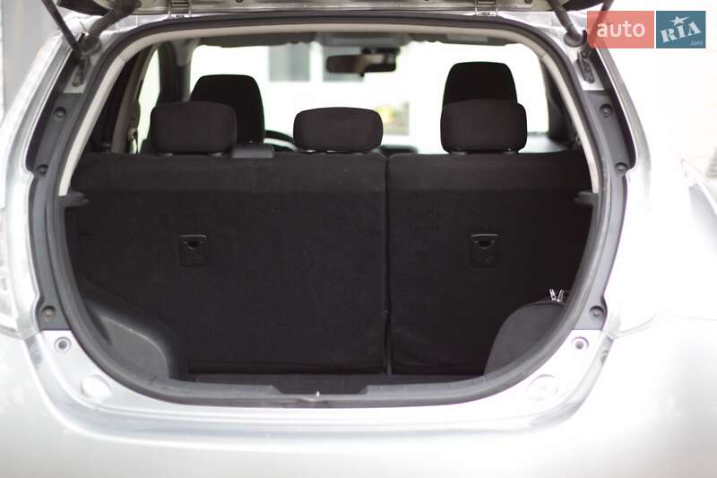 Хэтчбек Nissan Leaf 2016 в Днепре фото 8 Хэтчбек Nissan Leaf 2016 в Днепре