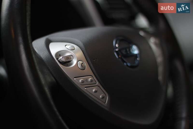 Хэтчбек Nissan Leaf 2016 в Днепре фото 17 Хэтчбек Nissan Leaf 2016 в Днепре
