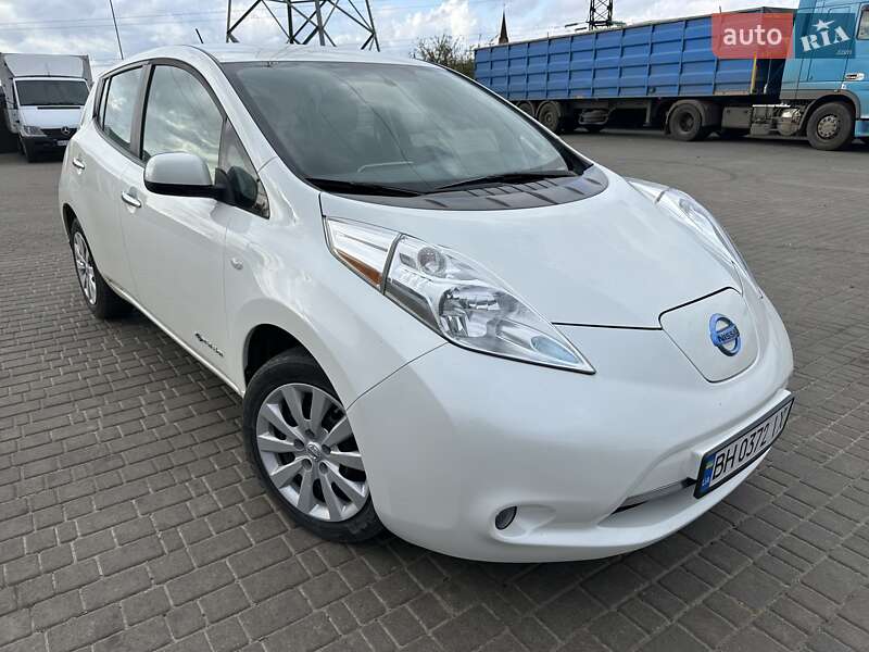 Хэтчбек Nissan Leaf 2016 в Одессе фото 2 Хэтчбек Nissan Leaf 2016 в Одессе