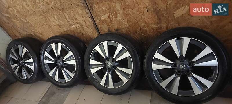 Хэтчбек Nissan Leaf 2016 в Днепре фото 26 Хэтчбек Nissan Leaf 2016 в Днепре