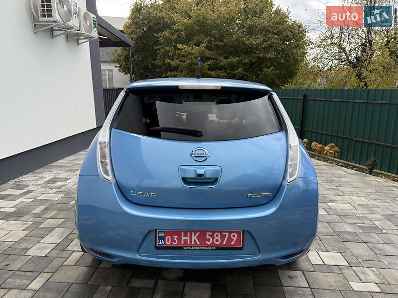 Хэтчбек Nissan Leaf 2012 в Владимире фото 7 Хэтчбек Nissan Leaf 2012 в Владимире