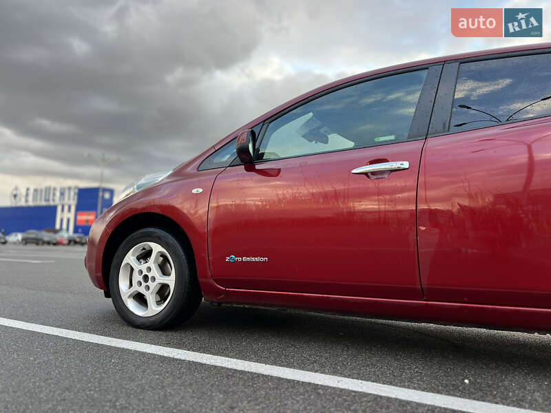 Хетчбек Nissan Leaf 2013 в Кам'янець-Подільському фото 5 Хетчбек Nissan Leaf 2013 в Кам'янець-Подільському